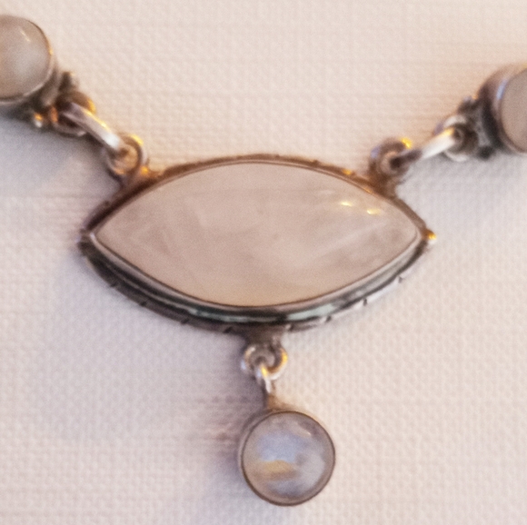 ◇ Vintage Sterling Silver Moonstone Pendant Drop Necklace ◇ - Picture 6 of 7
